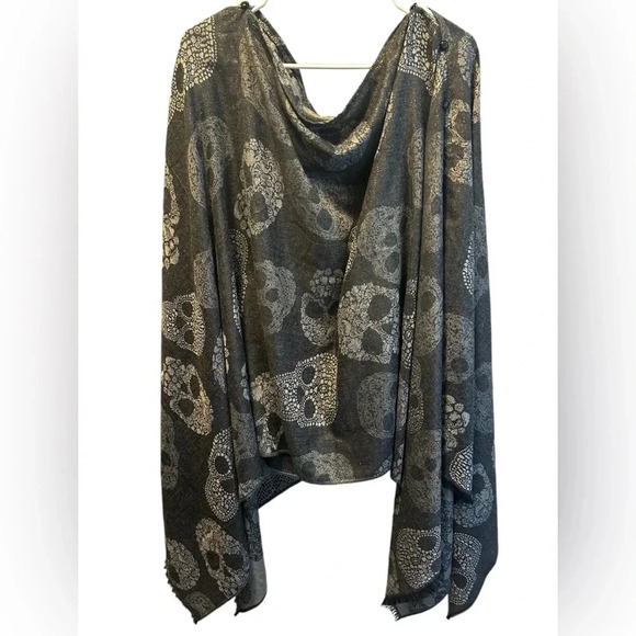 Sweaters - Skull Poncho